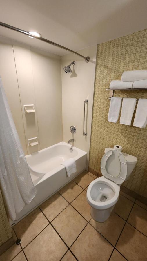 Hotel Wingate By Wyndham Kittanning Extérieur photo