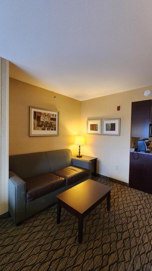 Hotel Wingate By Wyndham Kittanning Extérieur photo