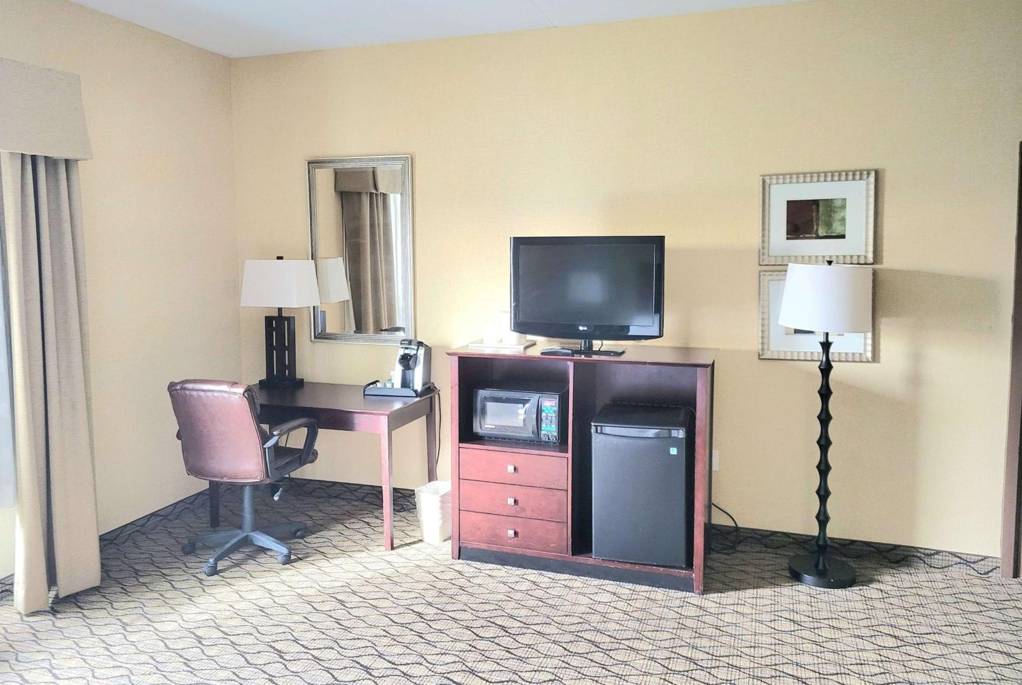 Hotel Wingate By Wyndham Kittanning Extérieur photo
